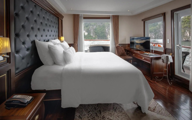 Paradise Elegance Cruise