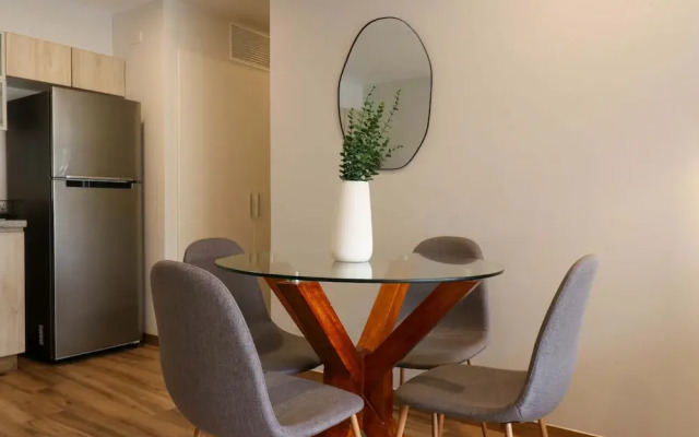 w Extraordinary 2BR w Balcony in Miraflores