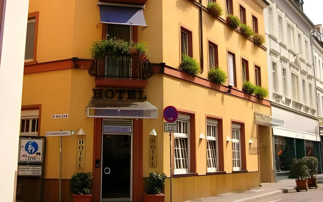 hotelImage