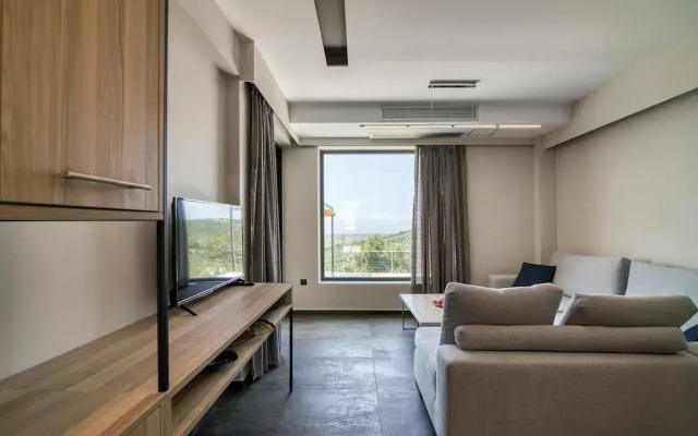 Serenity Suites Sea View 2