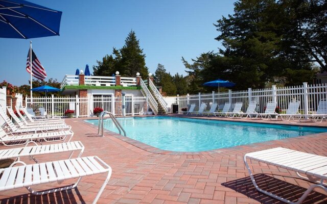 Breezeway Boutique Hotel