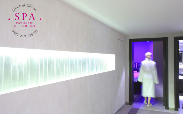 Hôtel du Petit Moulin, Haute Couture hotel by Lacroix