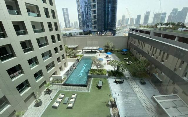 GreenFuture - Charming Studio in the Vibrant Business Bay