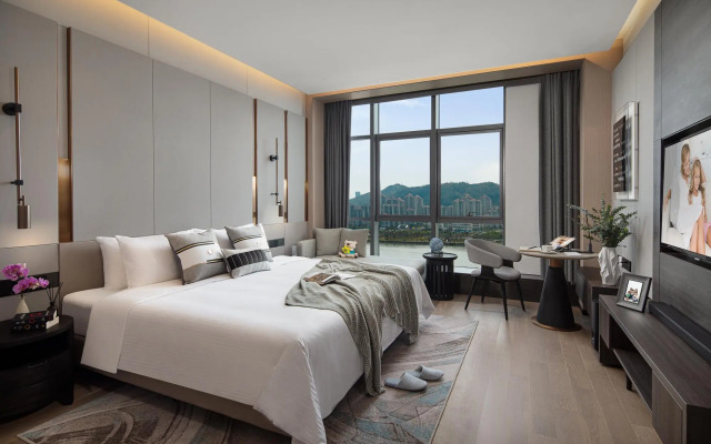 Rezen Hotel （Zhuhai HengQin Border and Exhibition Center Branch)