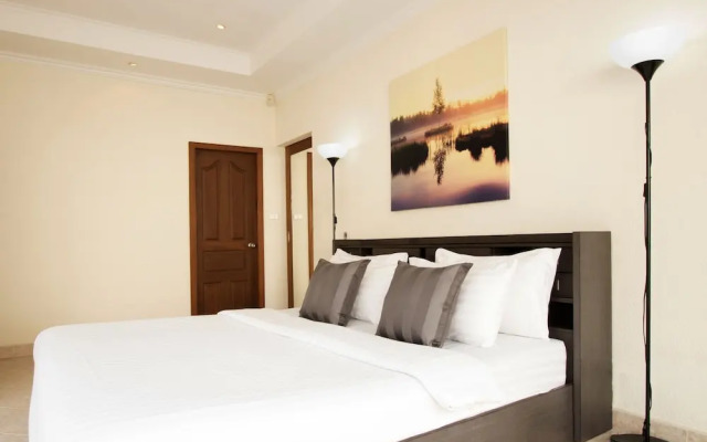 Avoca Pool Villas