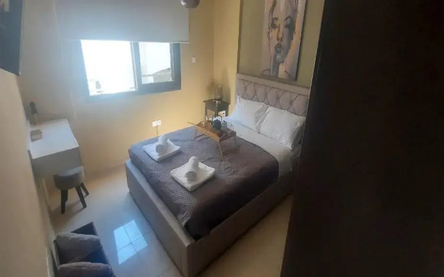 Paramount Gardens Resorts C201