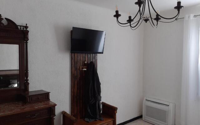 La Pergola (Adults Only)