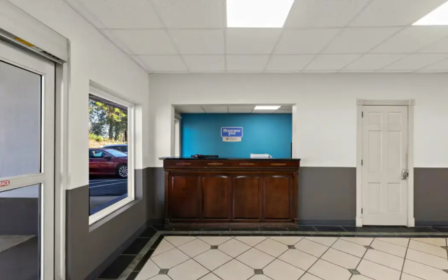 Rodeway Inn Commerce