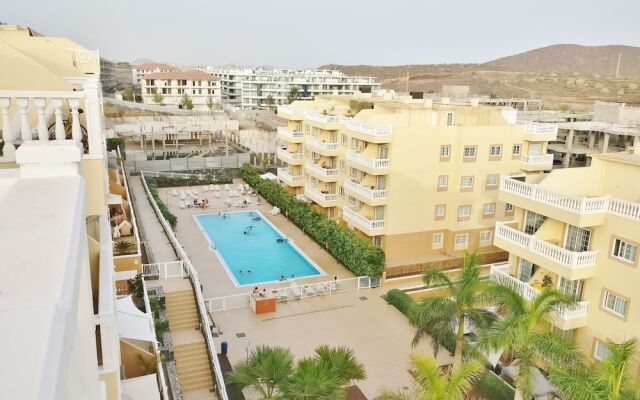 Penthouse with Pool & Terrace & Sea View