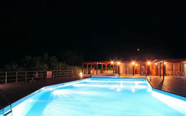 Monachus Monachus Apartments