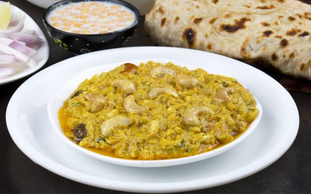 OYO 22688 Hotel Shivrattan