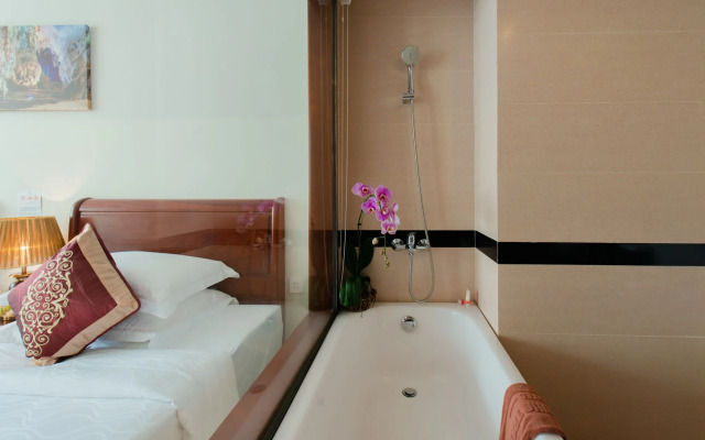 Red Sun Nha Trang Hotel