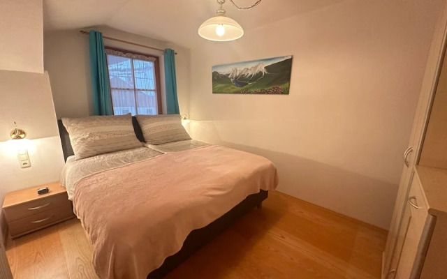 Bright Holiday Home in Huttschlag near Mountains Ski Slopes