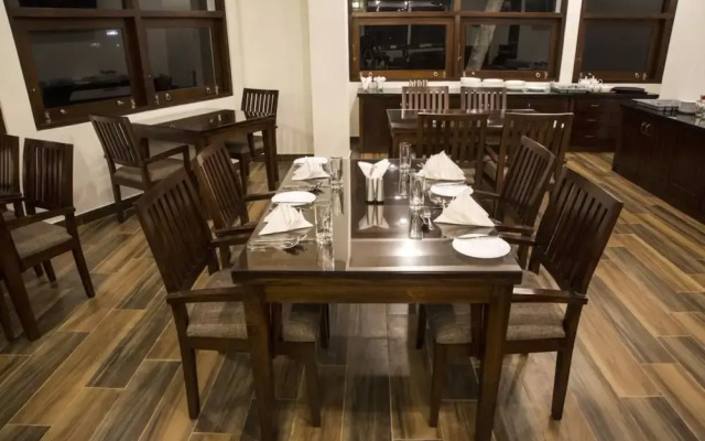 Grand 7 Hotel Kesbewa