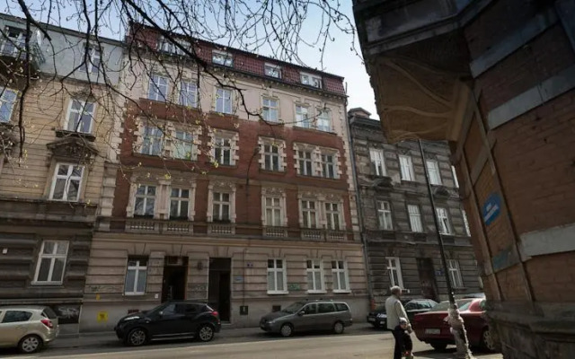 Home in Krakow Silvios Apartments