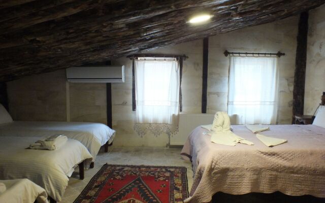 ShoeString Stone House