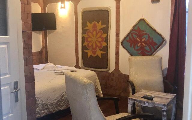 Kayserkaya Cottages & Camping