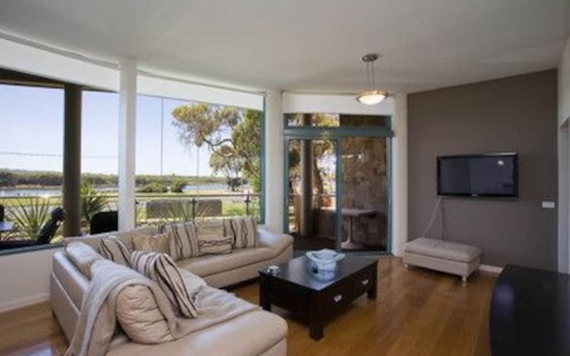 Anglesea River Apartments