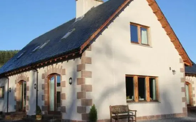 Thistle Dhu Bed & Breakfast