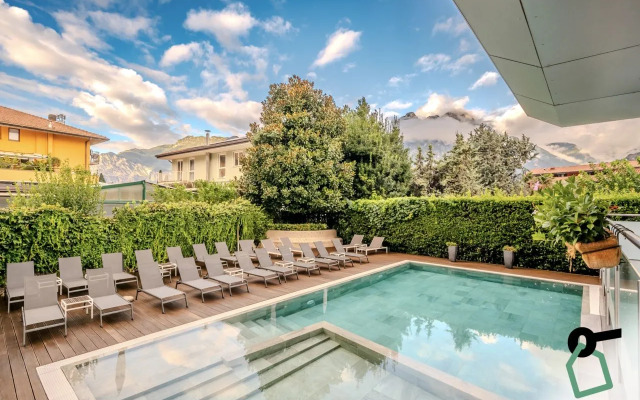 Hotiday Room Collection - Torbole