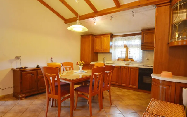 Green Oasis Family Getaway