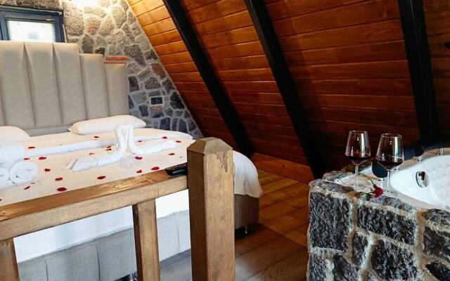 Naturel Stone Villalari
