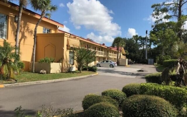 Days Inn by Wyndham Jacksonville Baymeadows