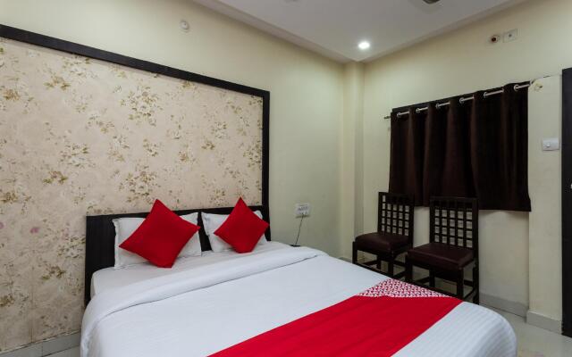 OYO 30860 Sun Palace