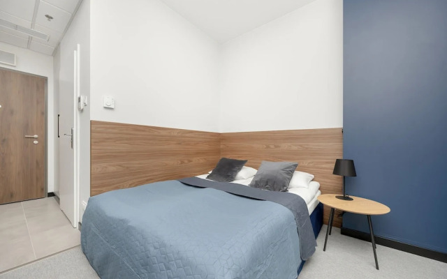 Business Apartment Parking by Renters