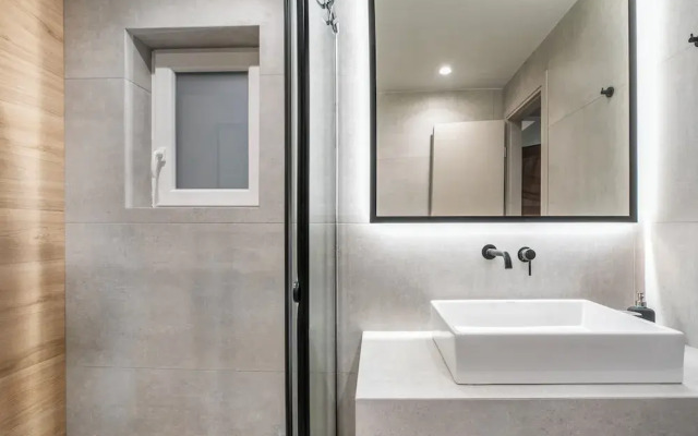 Avia Deluxe Studio- Athens Modern Escape