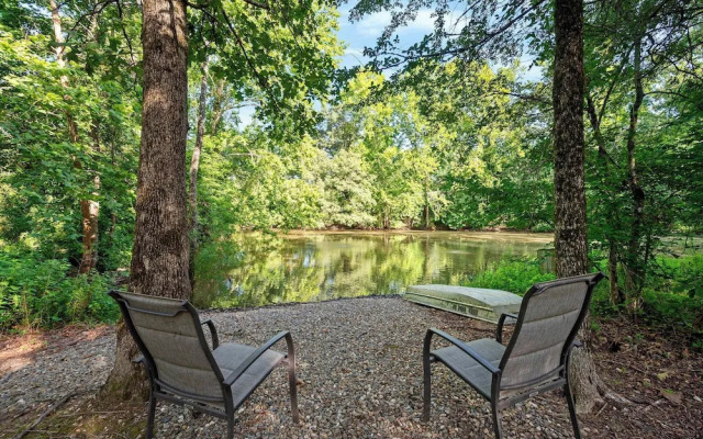 Sunset Ridge Cozy Cabin for 6