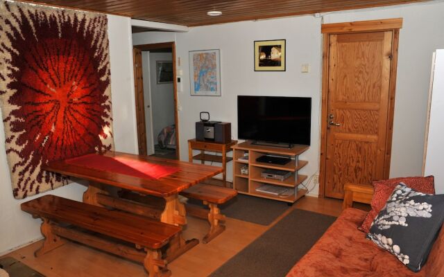 Yli-Kaitalan Lomamökit