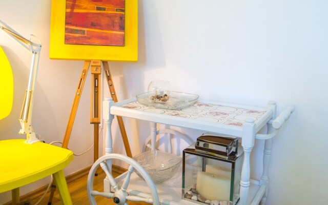 Yellow Lilly Mostar Apartment