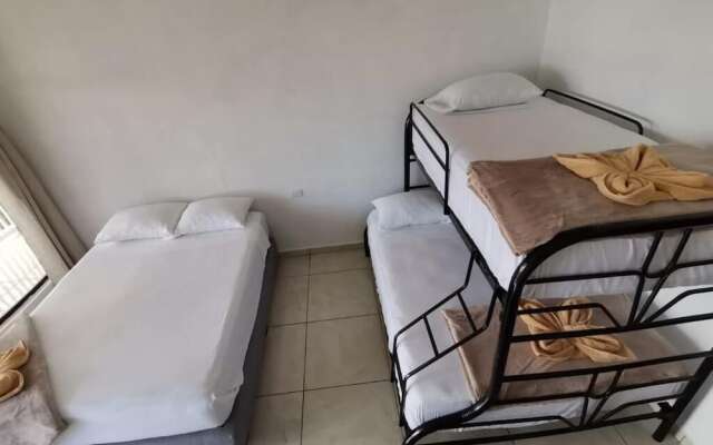 Hostel Cattleya