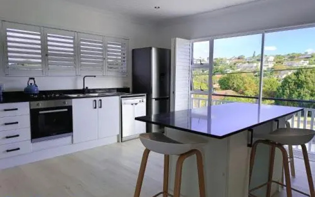 Paradise Corner Studio