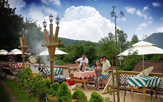 Yangyang Seorak Spa Herbvill Pension