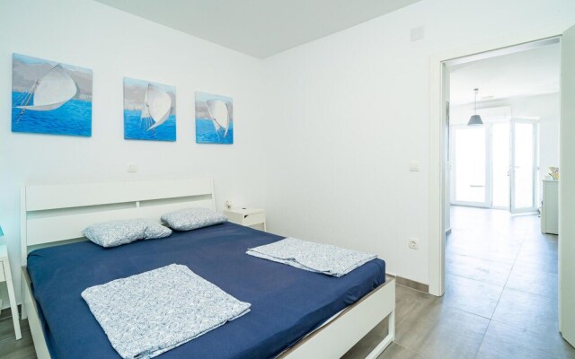 Stunning Apartment in Mlini With Wifi and 1 Bedrooms