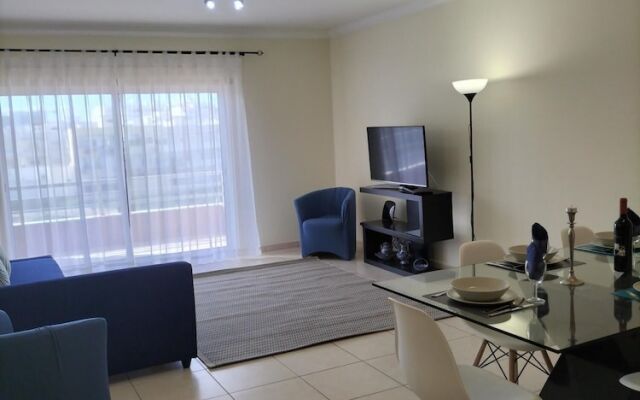 T2 Infante AC 201 Wifi Garagem 50m Praia