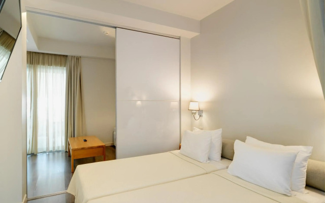 Phidias Piraeus Hotel
