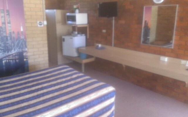 Jillaroo Motor Inn