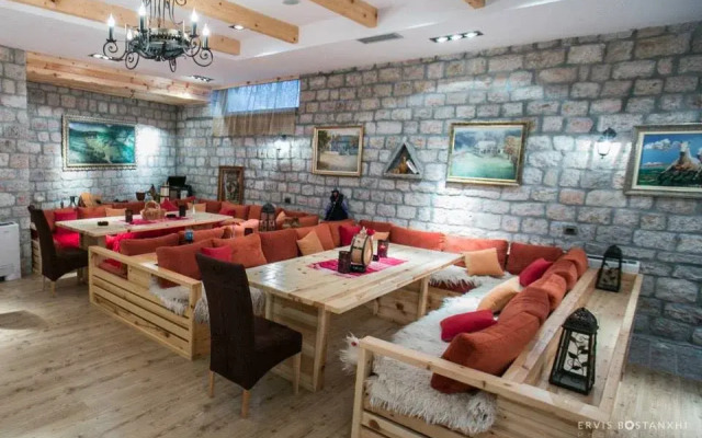 Guesthouse Villa Falo