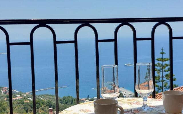Cyan Studio Deluxe with Sea View - Free Parking
