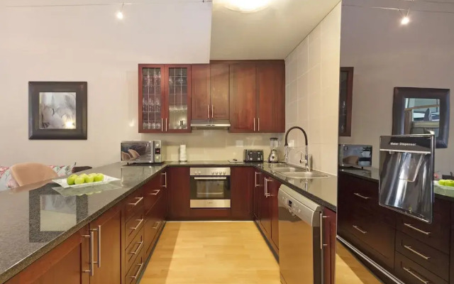 Penthouse F23 Seaside Village