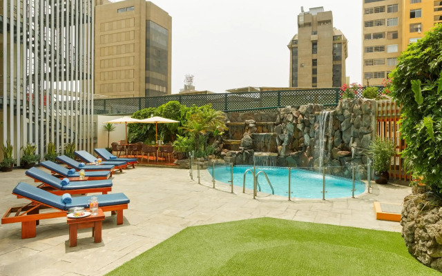 Hotel Estelar Miraflores