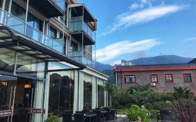 Xinmu Lanlian Boutique Hotel