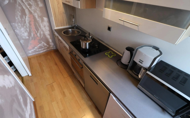 Amy apartment,centar,Netflix,speed WiFi