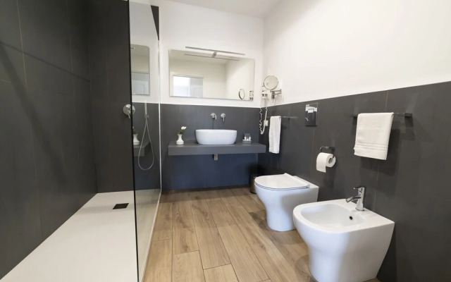 Ruggero Settimo - Room & Suite