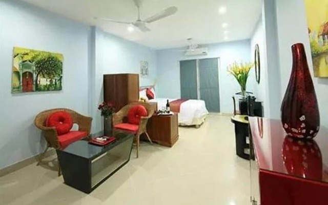 Rising Dragon Estate Hotel