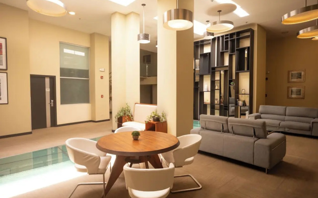 Urban Green Hotel & Suites