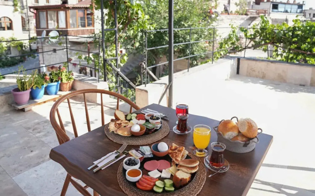 Matiana View Cave Hotel